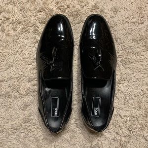 Patent leather dress shoes